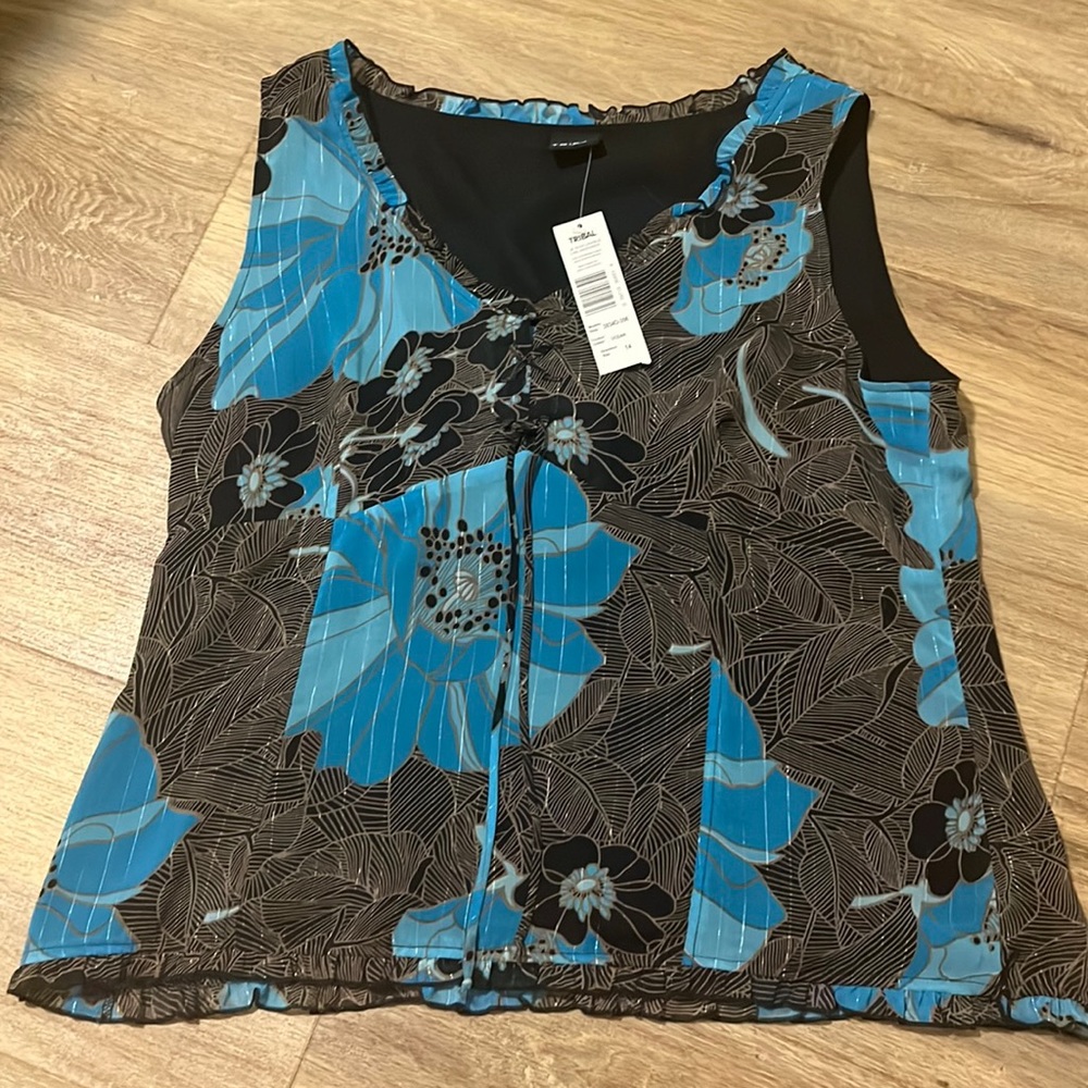 NWT Tribal-sleeveless blouse size 14